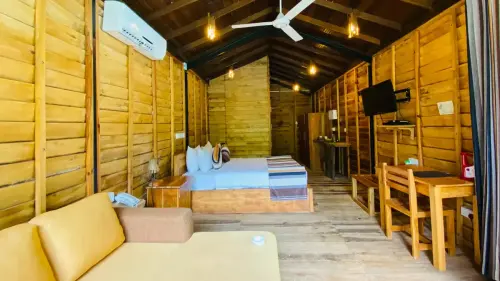 Luxury-River-Cabana-3